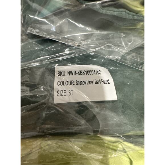 01.Algo Boys Green Performance Long Sleeve Shirt Moisture Wicking Size 3T NWOT - Picture 5 of 5